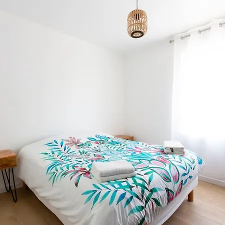 Chez Julien - Superbe Maison Renovee Avec Piscine Chauffee بيت للعطل *