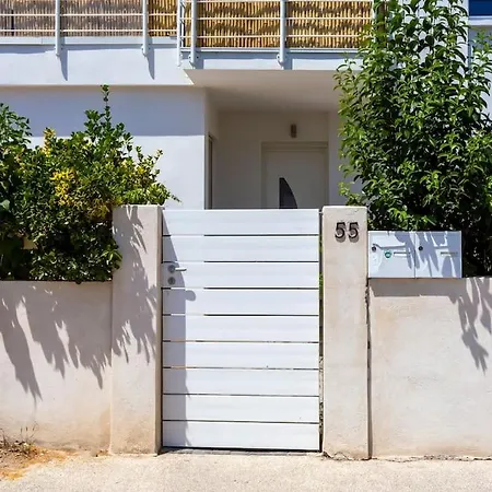بيت للعطل Chez Julien - Superbe Maison Renovee Avec Piscine Chauffee *
