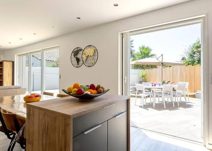Chez Julien - Superbe Maison Renovee Avec Piscine Chauffee *